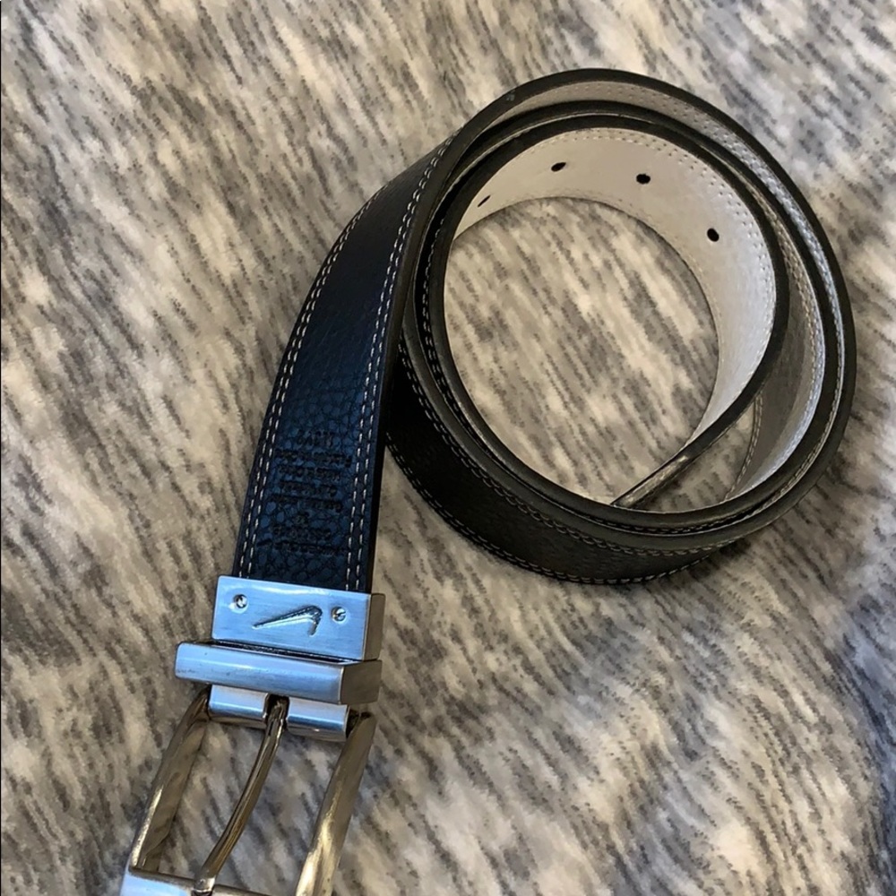 Nike reversible golf belt, size 34